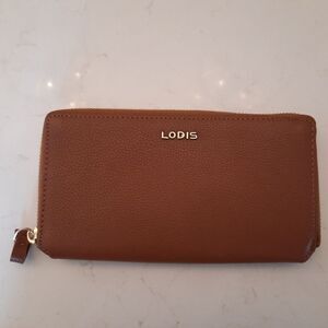 LODIS Camel Colored Pebbled Grain Leather Zip Close Accordian Style Wallet
